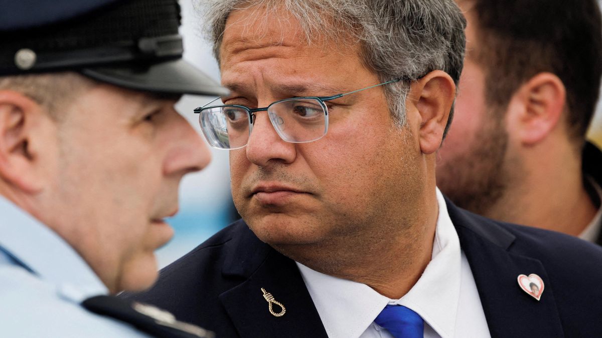 Pro Palestince oprátka, pro Izraelce život. Různé tresty za teror